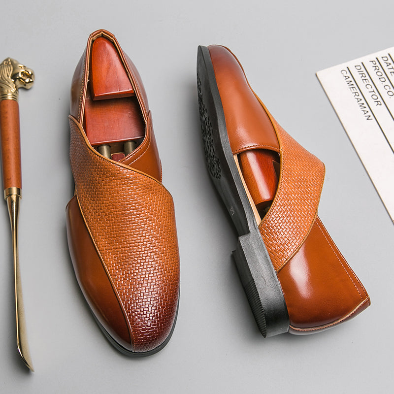 Classic Leather Loafers with a Vintage Touch