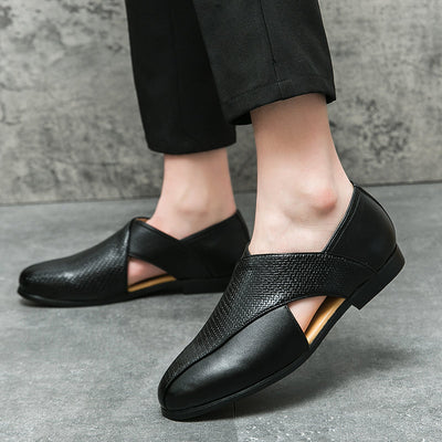 Classic Leather Loafers with a Vintage Touch