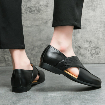 Classic Leather Loafers with a Vintage Touch