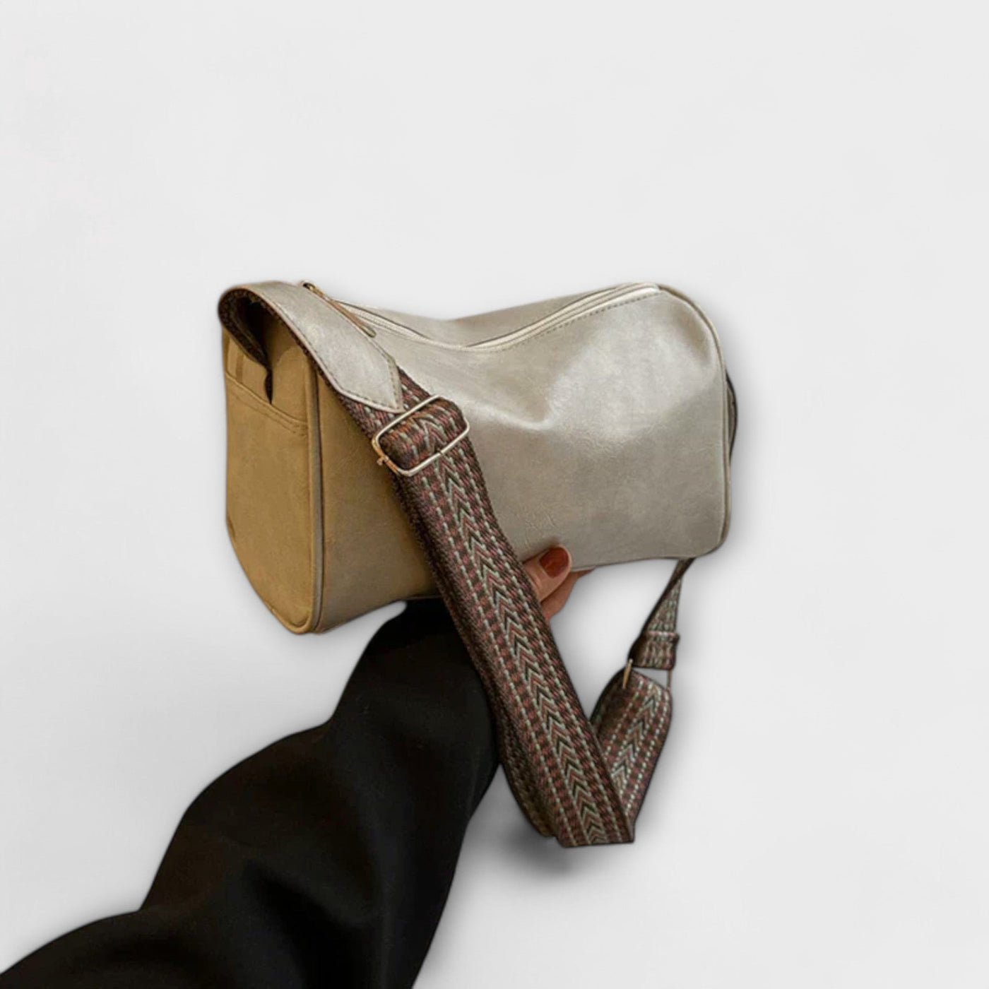 Grace - Retro-Inspired Crossbody Bag