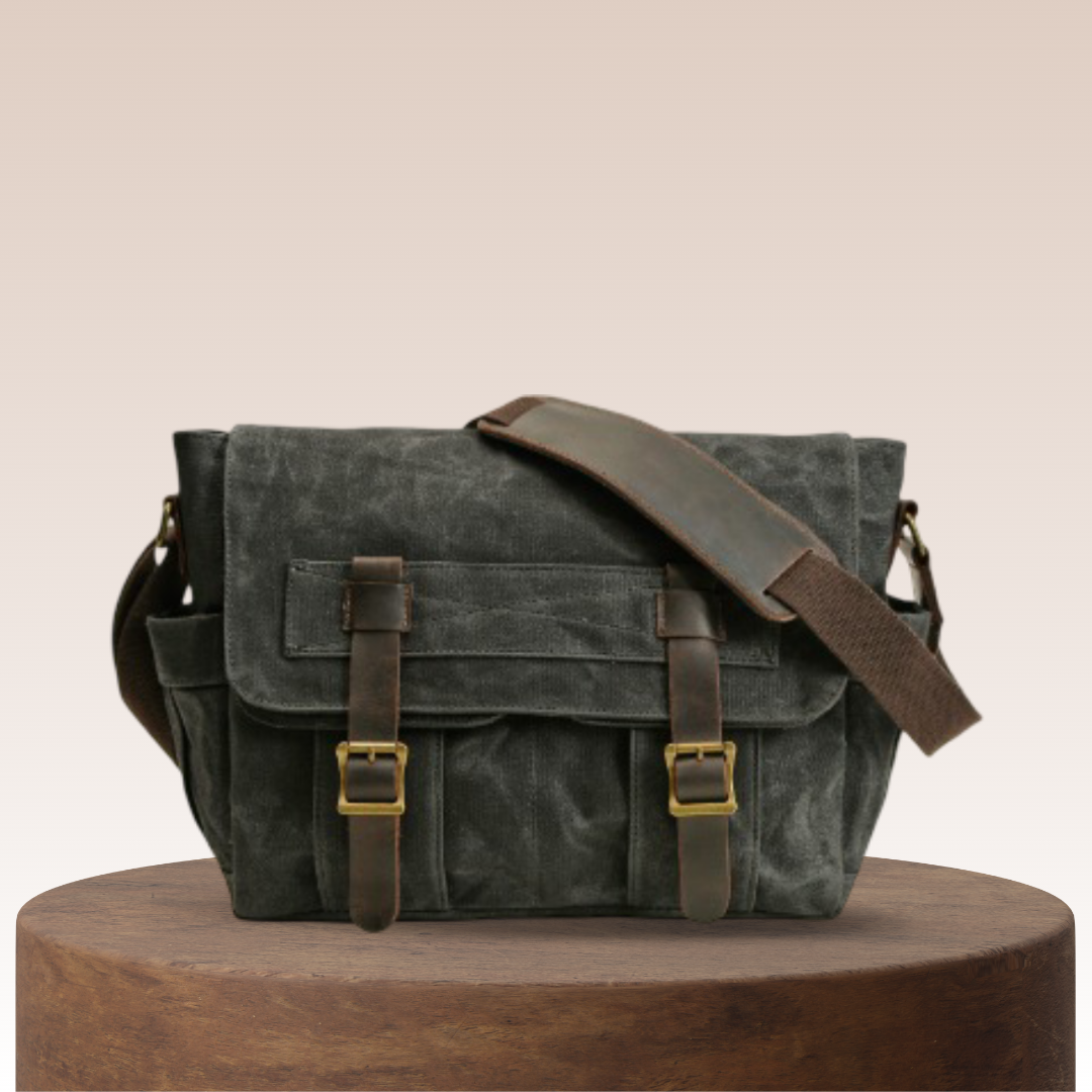 Jarred | Sturdy & Chic Messenger Bag