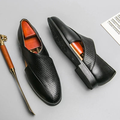 Classic Leather Loafers with a Vintage Touch